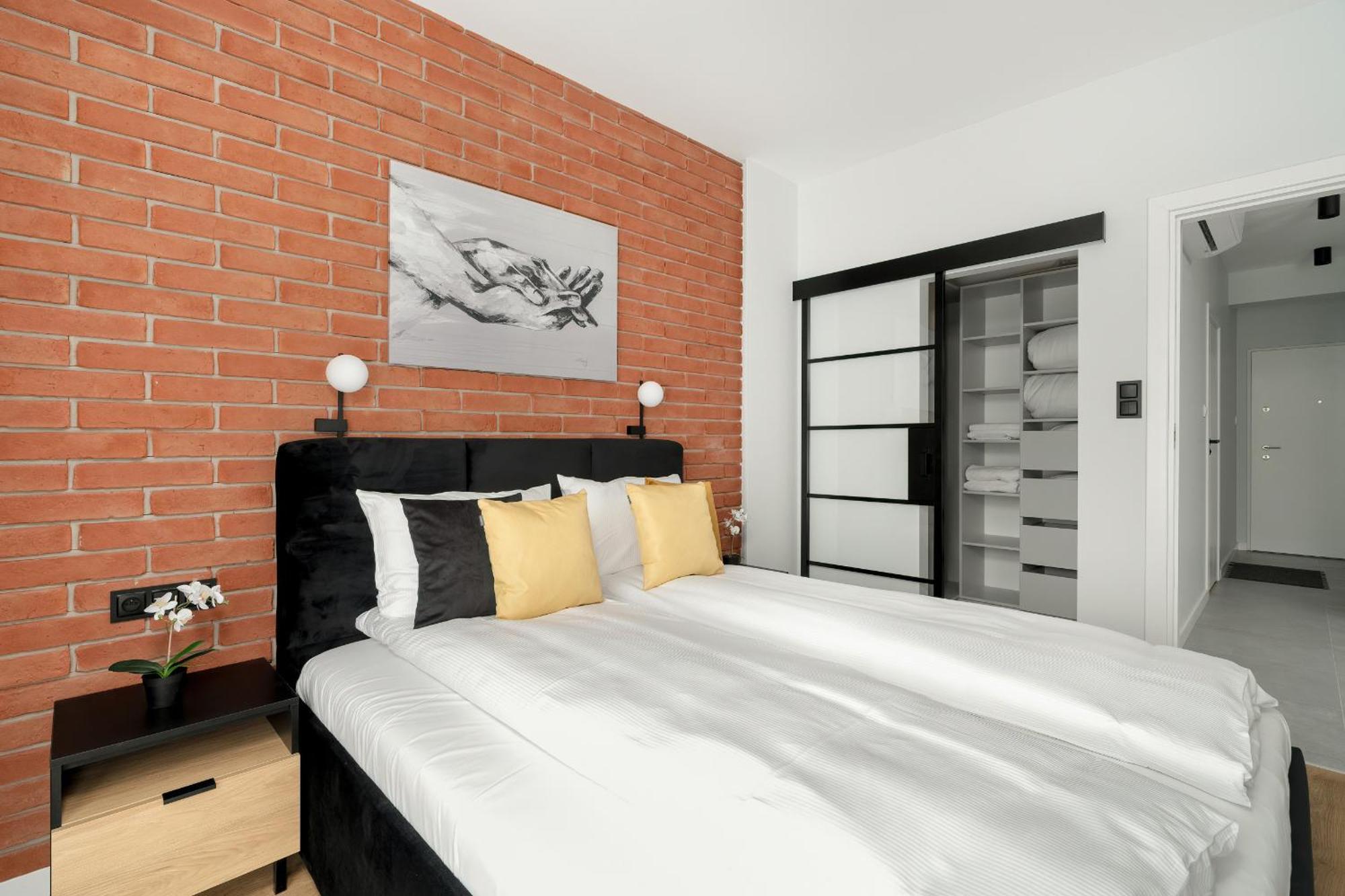Apartment Nowoczesny Z Parkingiem W Sasiedztwie Starego Zoo By Renters Poznan